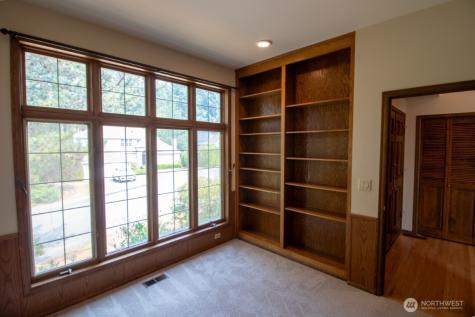 24435 SE 42nd Place Issaquah WA 98029