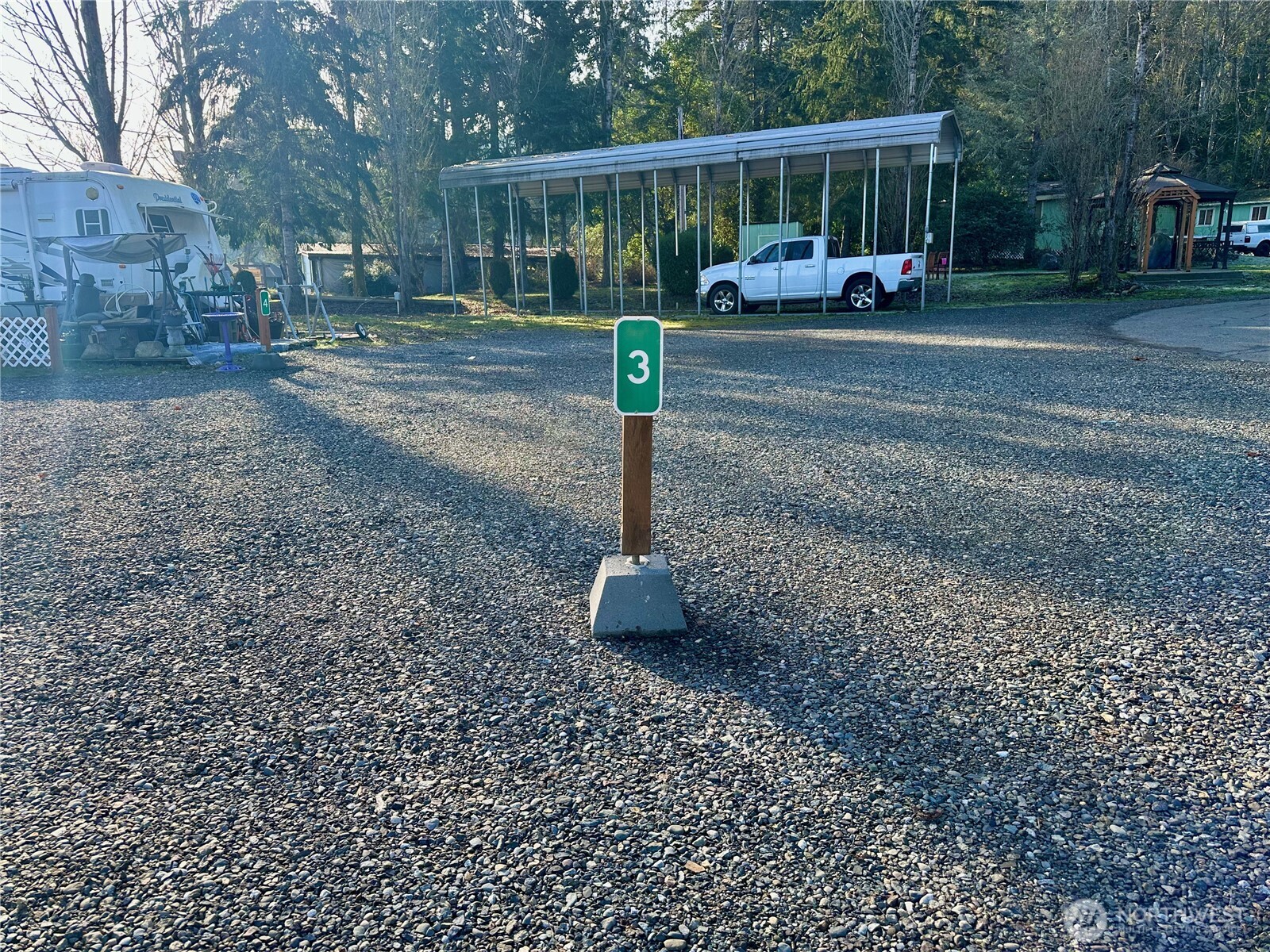 27051 N Us Highway 101 Hoodsport WA 98548