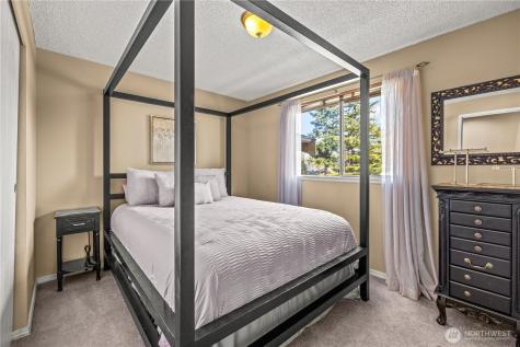 1601 Olympia Avenue SE Renton WA 98058
