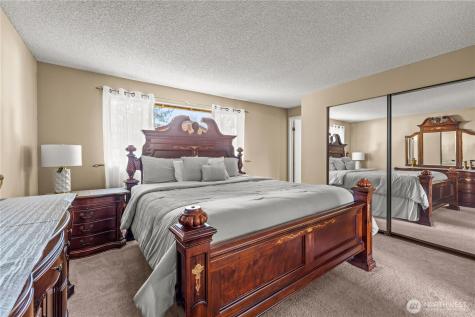 1601 Olympia Avenue SE Renton WA 98058