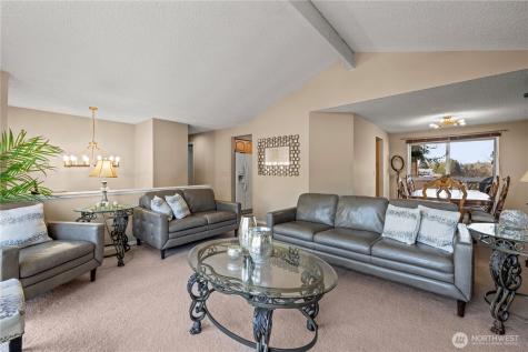 1601 Olympia Avenue SE Renton WA 98058