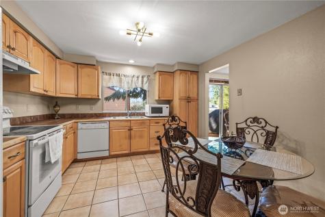 1601 Olympia Avenue SE Renton WA 98058