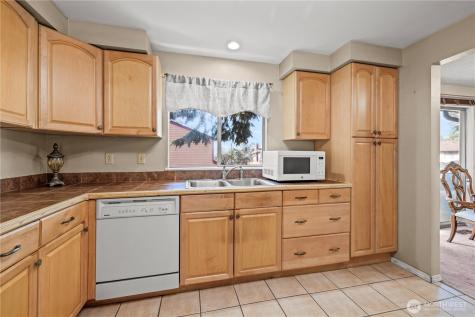 1601 Olympia Avenue SE Renton WA 98058