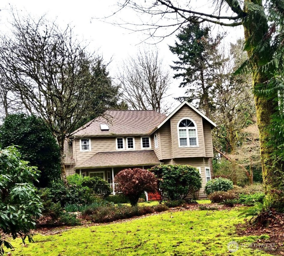8511 Ferncliff Avenue NE Bainbridge Island WA 98110