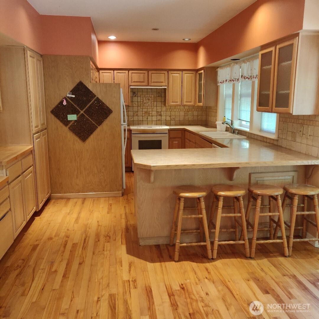 8511 Ferncliff Avenue NE Bainbridge Island WA 98110