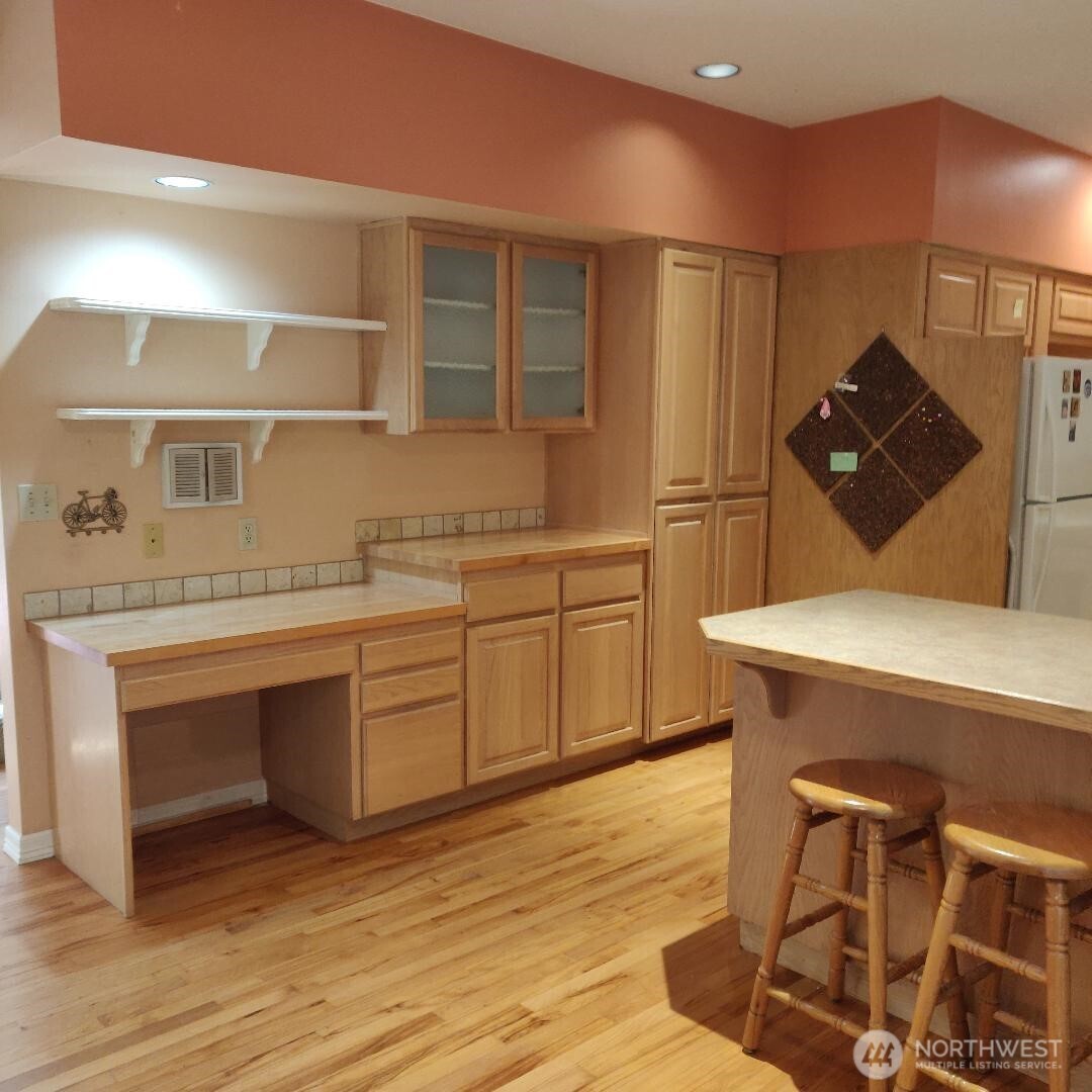 8511 Ferncliff Avenue NE Bainbridge Island WA 98110