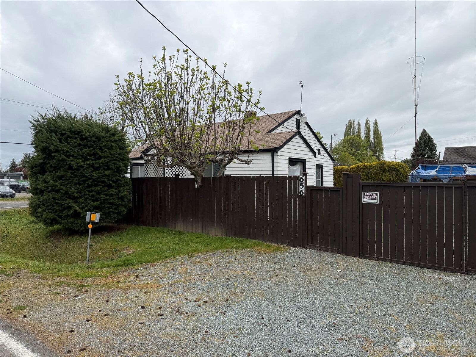 656 SW 149th Street Burien WA 98166