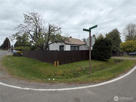 656 SW 149th Street Burien WA 98166