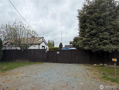656 SW 149th Street Burien WA 98166