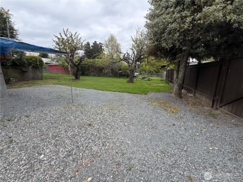 656 SW 149th Street Burien WA 98166