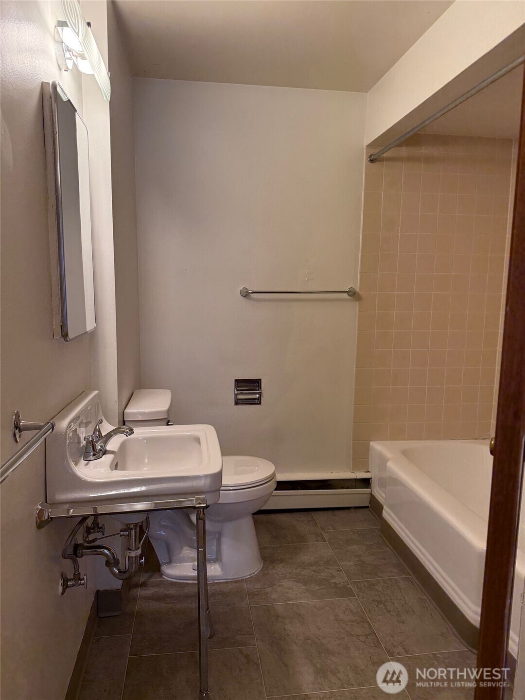 5120 Colby Avenue Everett WA 98203