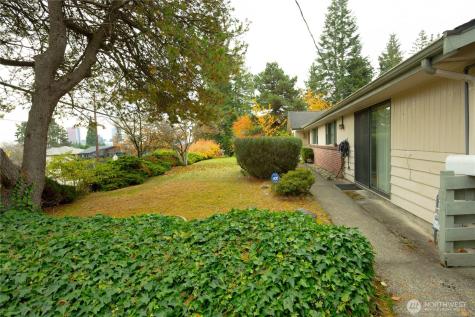 2105 100th Avenue NE Bellevue WA 98004