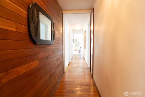 2105 100th Avenue NE Bellevue WA 98004