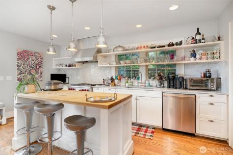 3901 S Court Street Seattle WA 98144