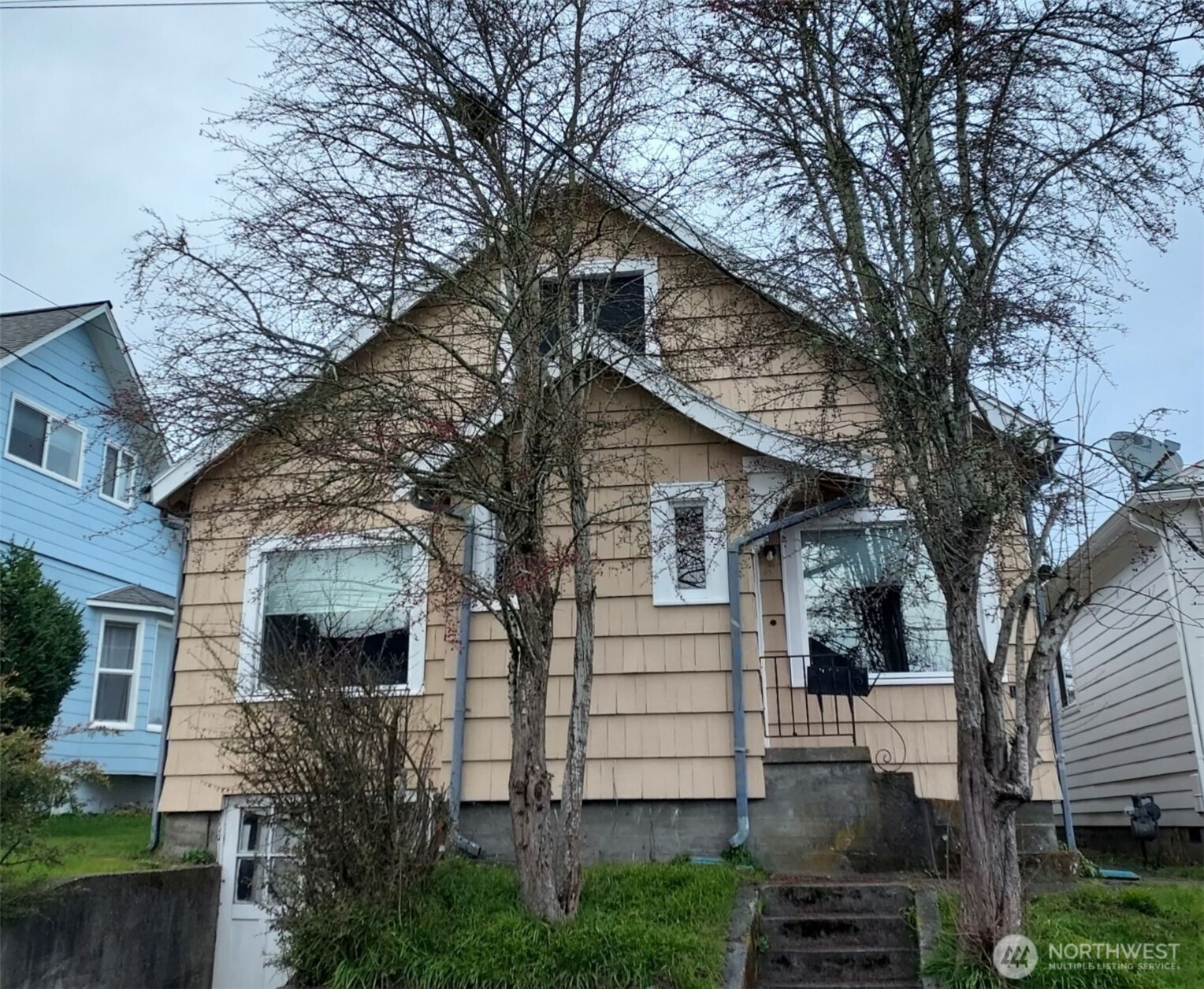 1222 9th Street Bremerton WA 98337