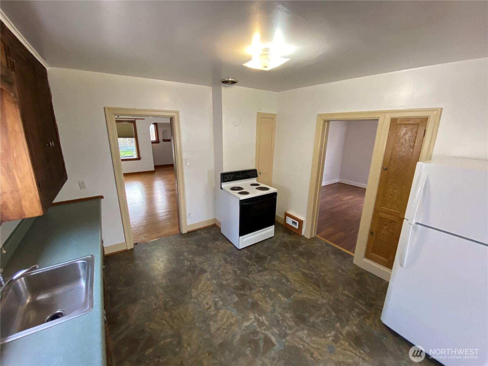 1222 9th Street Bremerton WA 98337