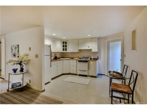 4022 59th Avenue SW Seattle WA 98116