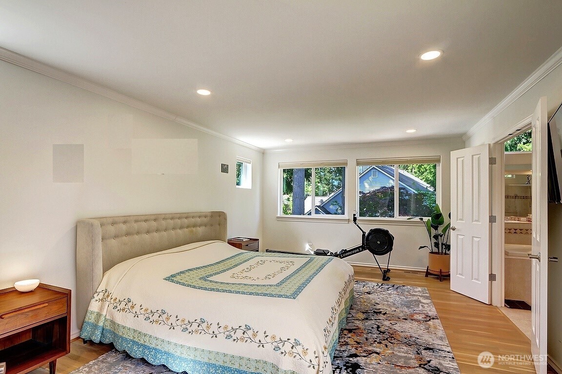 13028 NE 70th Drive Kirkland WA 98033