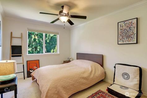 13028 NE 70th Drive Kirkland WA 98033