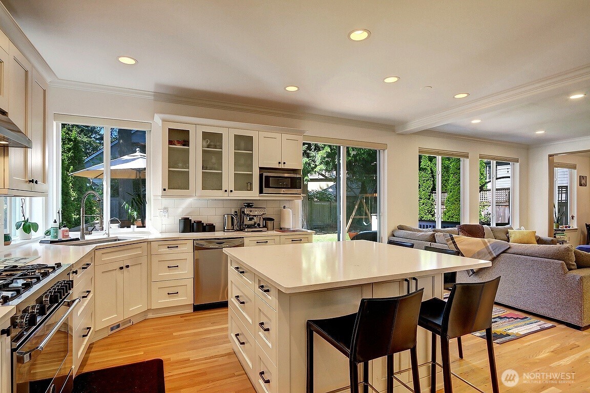 13028 NE 70th Drive Kirkland WA 98033