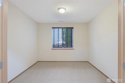 27824 242nd Place SE Maple Valley WA 98038