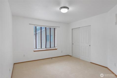 27824 242nd Place SE Maple Valley WA 98038