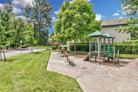 27824 242nd Place SE Maple Valley WA 98038