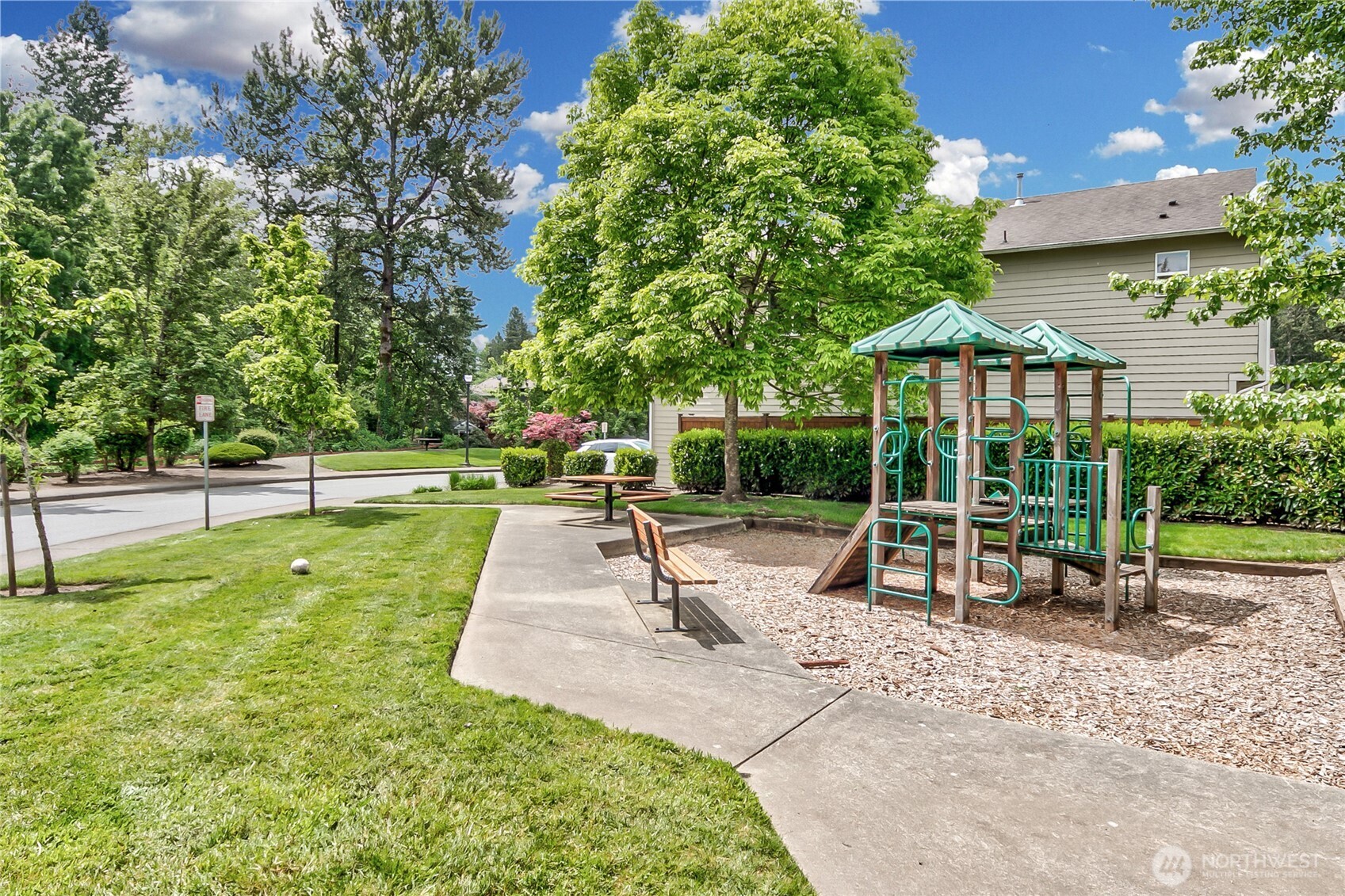 27824 242nd Place SE Maple Valley WA 98038
