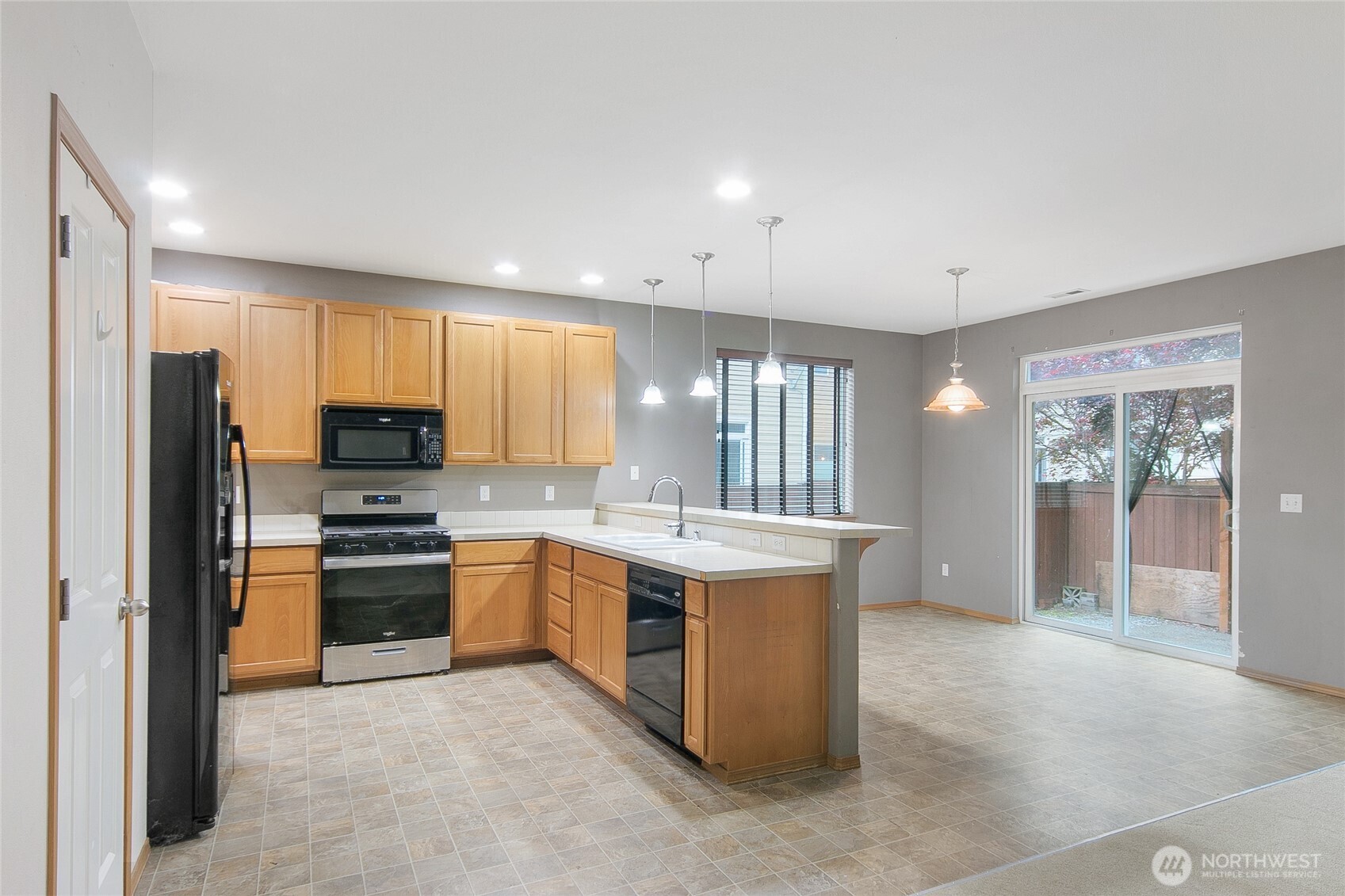 27824 242nd Place SE Maple Valley WA 98038