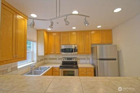 4315 Issaquah Pine Lake Road SE Sammamish WA 98075