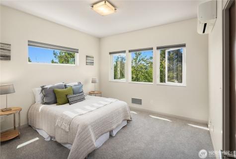 3635 Carr Place N Seattle WA 98103