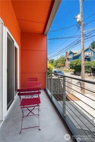 3635 Carr Place N Seattle WA 98103