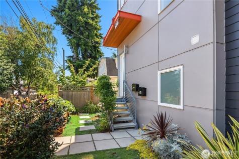 3635 Carr Place N Seattle WA 98103