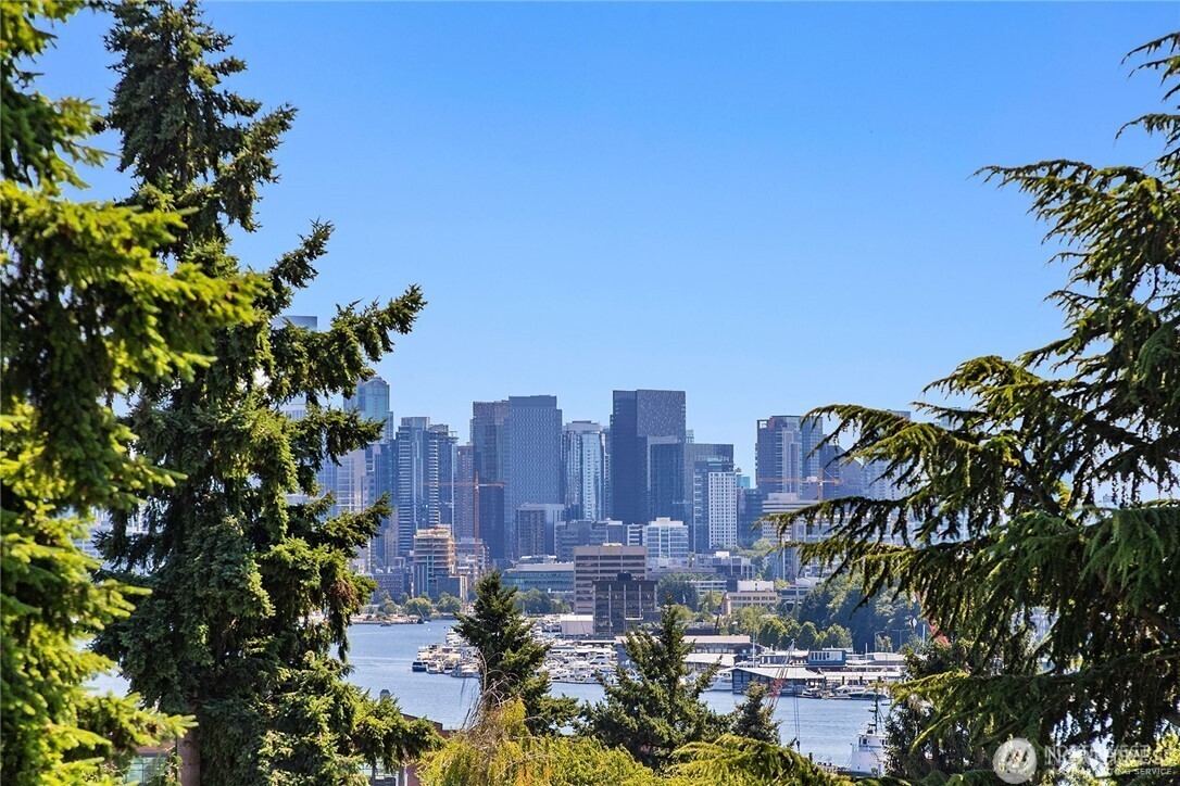 3635 Carr Place N Seattle WA 98103