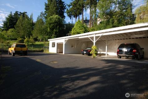 4610 Lake Wa Boulevard NE Kirkland WA 98033