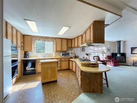 121 Ivy Lane Port Angeles WA 98362
