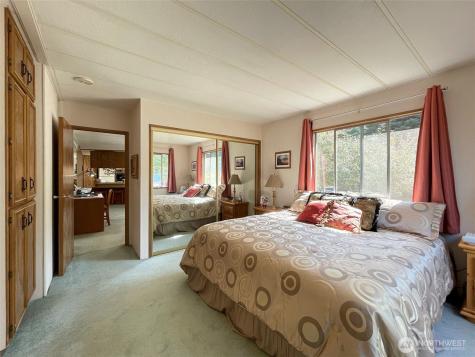 121 Ivy Lane Port Angeles WA 98362