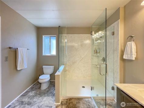 121 Ivy Lane Port Angeles WA 98362