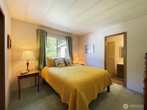 121 Ivy Lane Port Angeles WA 98362