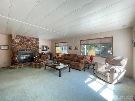 121 Ivy Lane Port Angeles WA 98362