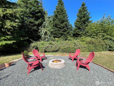 121 Ivy Lane Port Angeles WA 98362