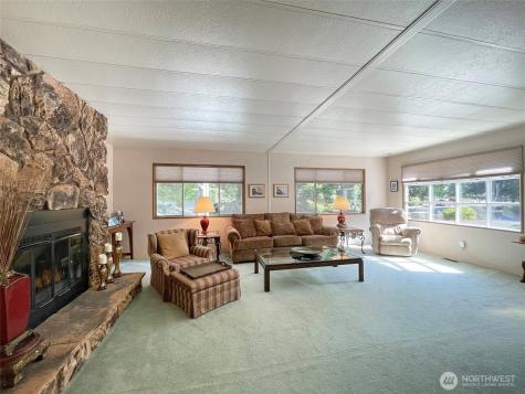 121 Ivy Lane Port Angeles WA 98362