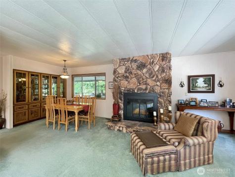 121 Ivy Lane Port Angeles WA 98362