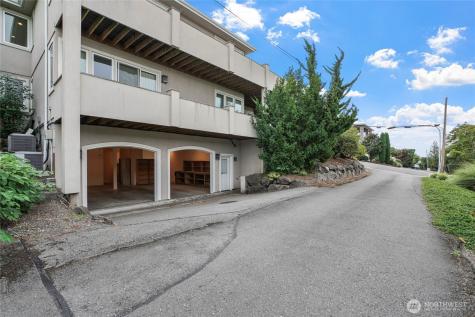 1303 1st Street Kirkland WA 98033