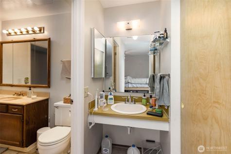 2107 SE 21st Court Renton WA 98055