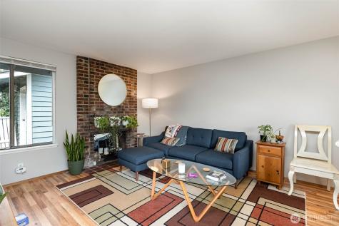 2107 SE 21st Court Renton WA 98055