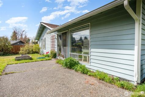 2107 SE 21st Court Renton WA 98055