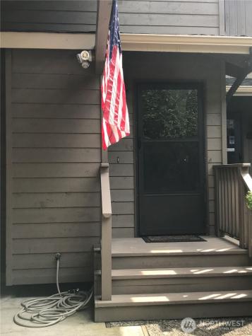 835 NW Huckle Drive Bremerton WA 98311