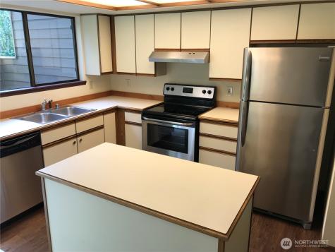 835 NW Huckle Drive Bremerton WA 98311