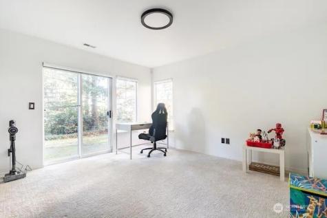 16908 River Rock Drive Lynnwood WA 98037